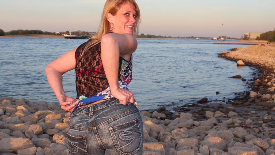 Anaal Met MILF Cisca